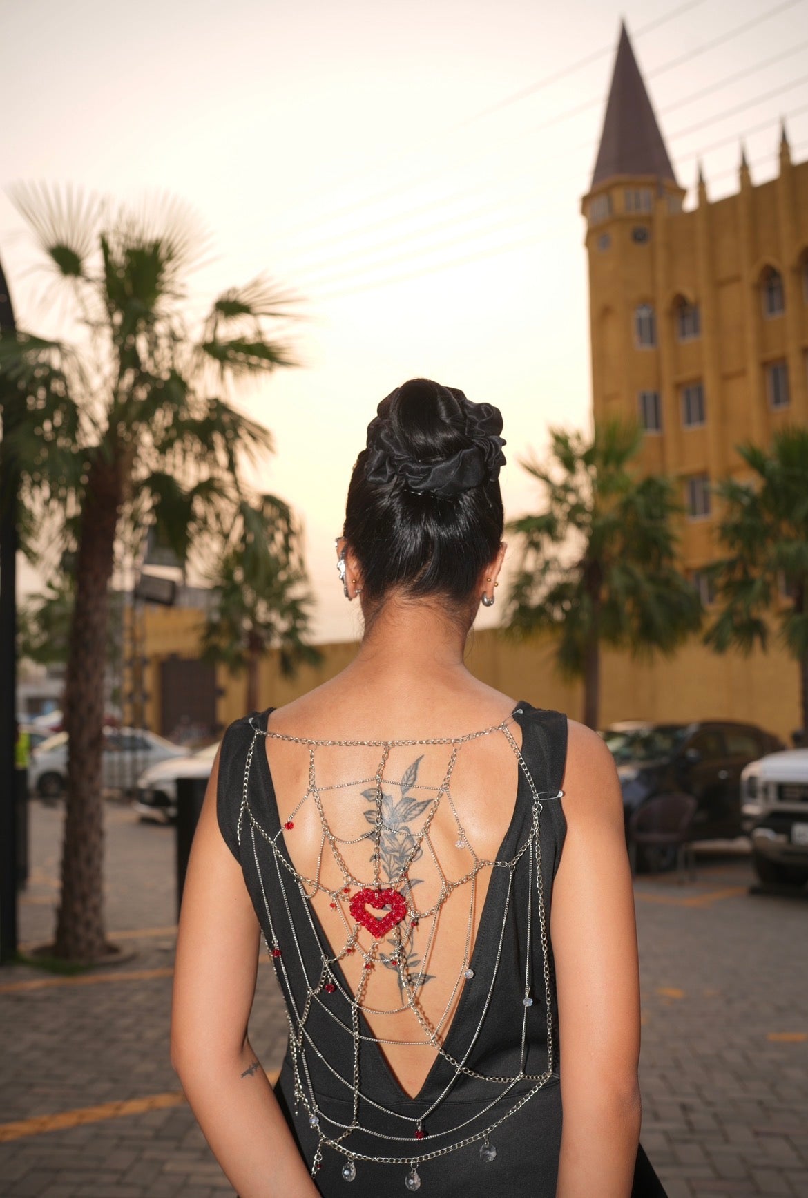 Spider Web Back Chain